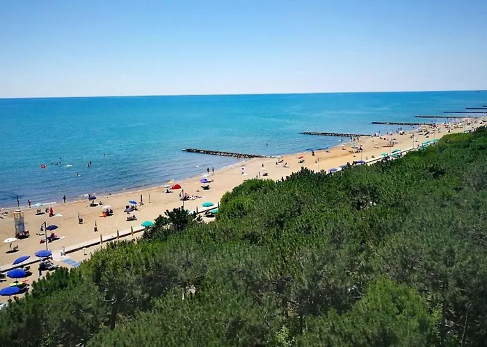 Cozy Flat With Balcony Caorle