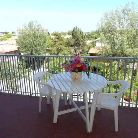 Cozy Flat With Balcony Appartamento Caorle